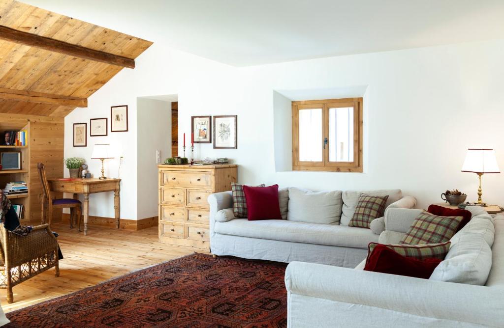 Ches'Ota - La Punt room 1