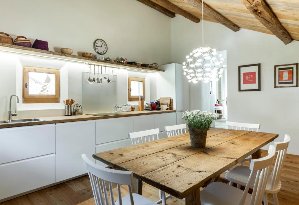 Ches'Ota - La Punt room 5