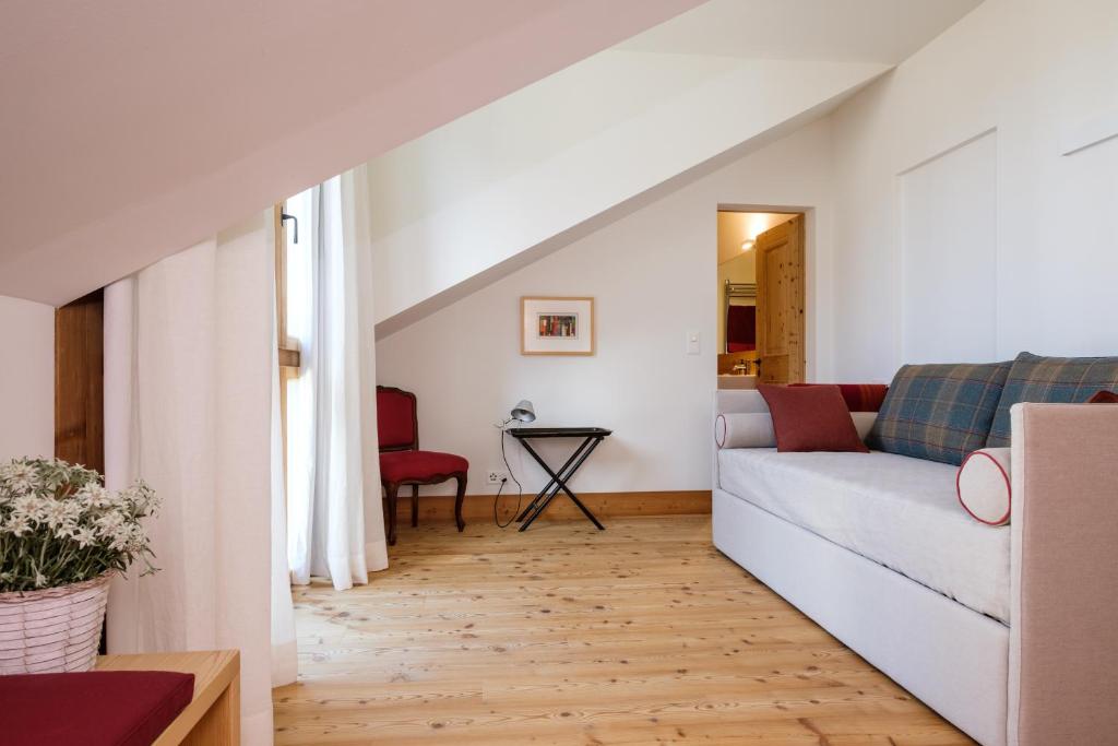 Ches'Ota - La Punt room 6